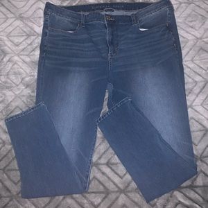 American Eagle Dream Jean